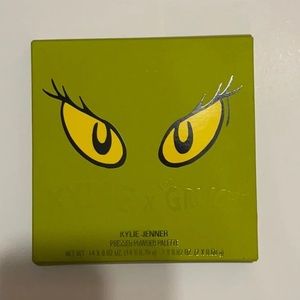 Kylie Cosmetics Kylie x Grinch Palette